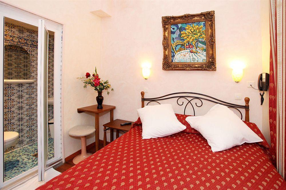 פריז Pratic Hotel מראה חיצוני תמונה