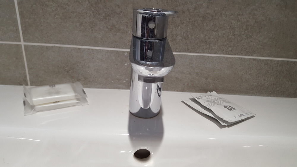 פריז Pratic Hotel מראה חיצוני תמונה