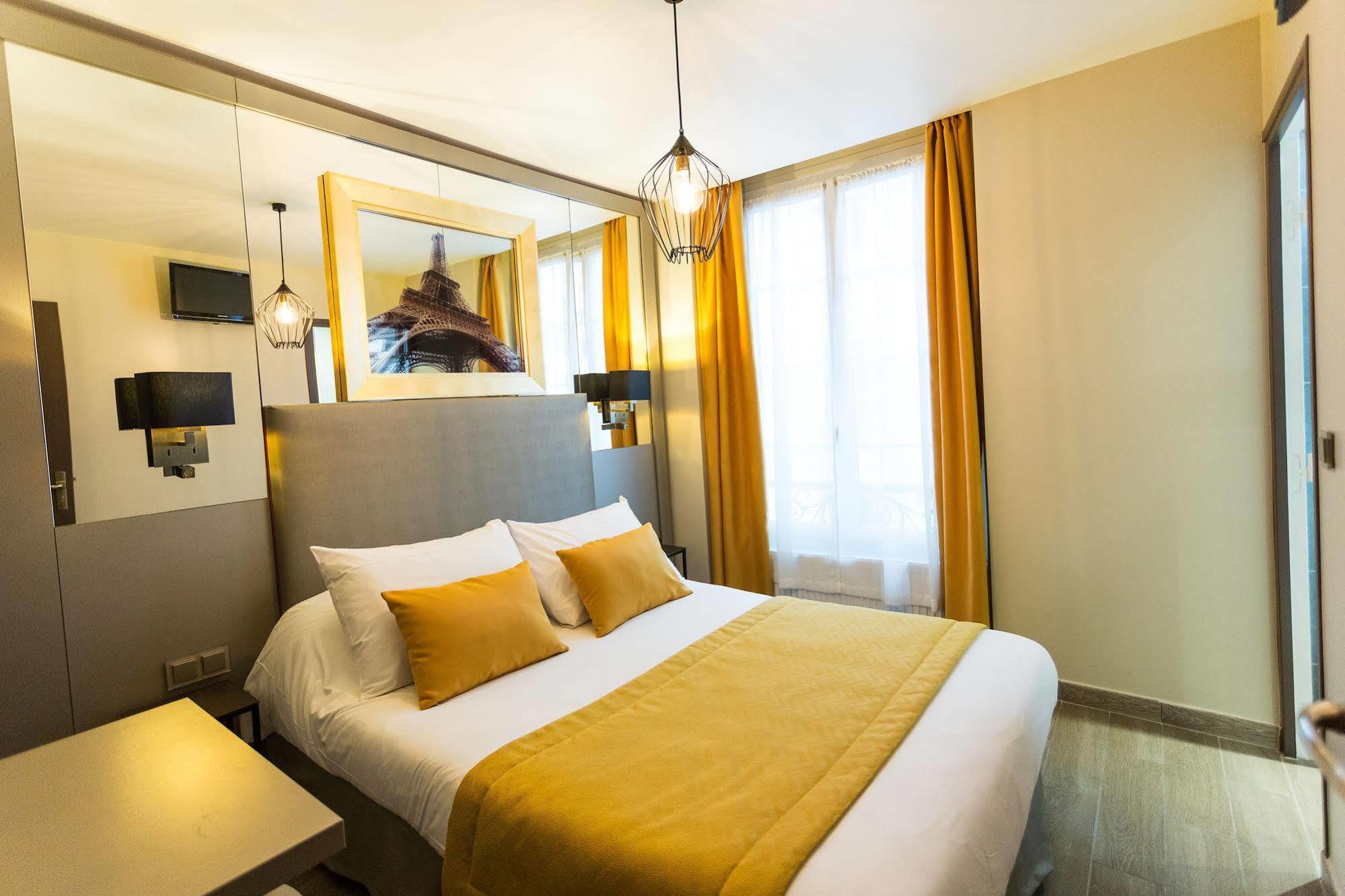 פריז Pratic Hotel מראה חיצוני תמונה